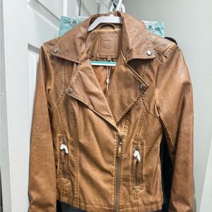 Studio Women's Tan Leather Jacket